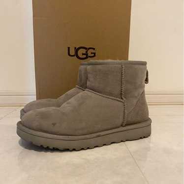 UGG W CLASSIC MIMI II