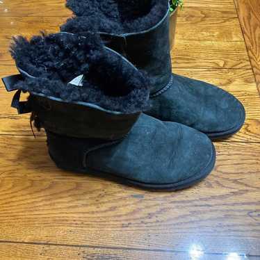 UGG black Boots Size 8.   EUC