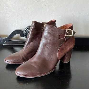 Louise et Cie • Lo-Vasca • Brown Leather Booties