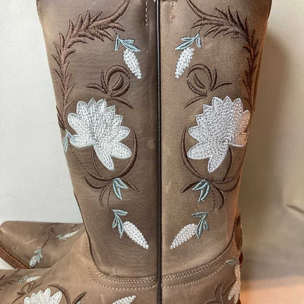 Women’s Shyanne floral western boots - image 2