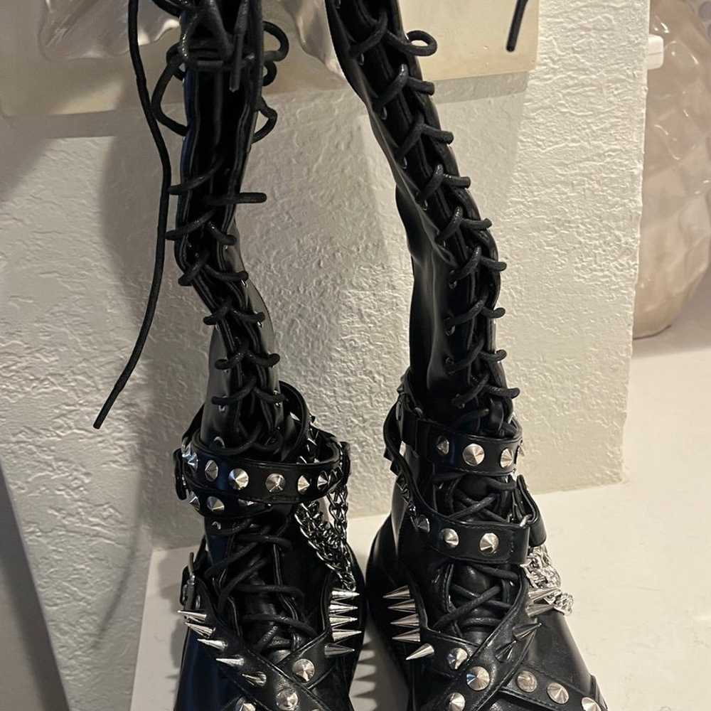 Boots women’s size 40 Lamoda tattoo print spiked … - image 2