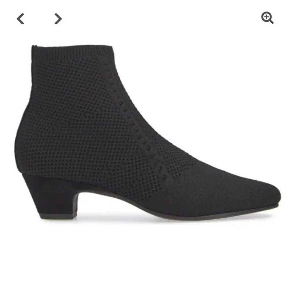 EILEEN FISHER Purl Pull On Booties Black Textured… - image 2