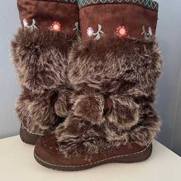 Embroidered Tall Brown Boots Faux Fur 8.5 with Dr… - image 1