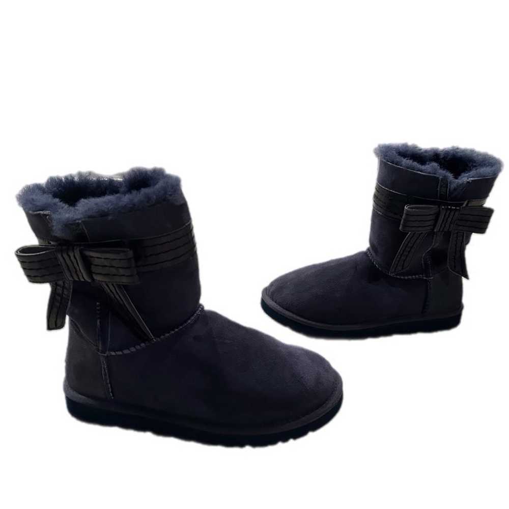 Women's UGG "Josette" Midnight Blue sz 7, leather… - image 1