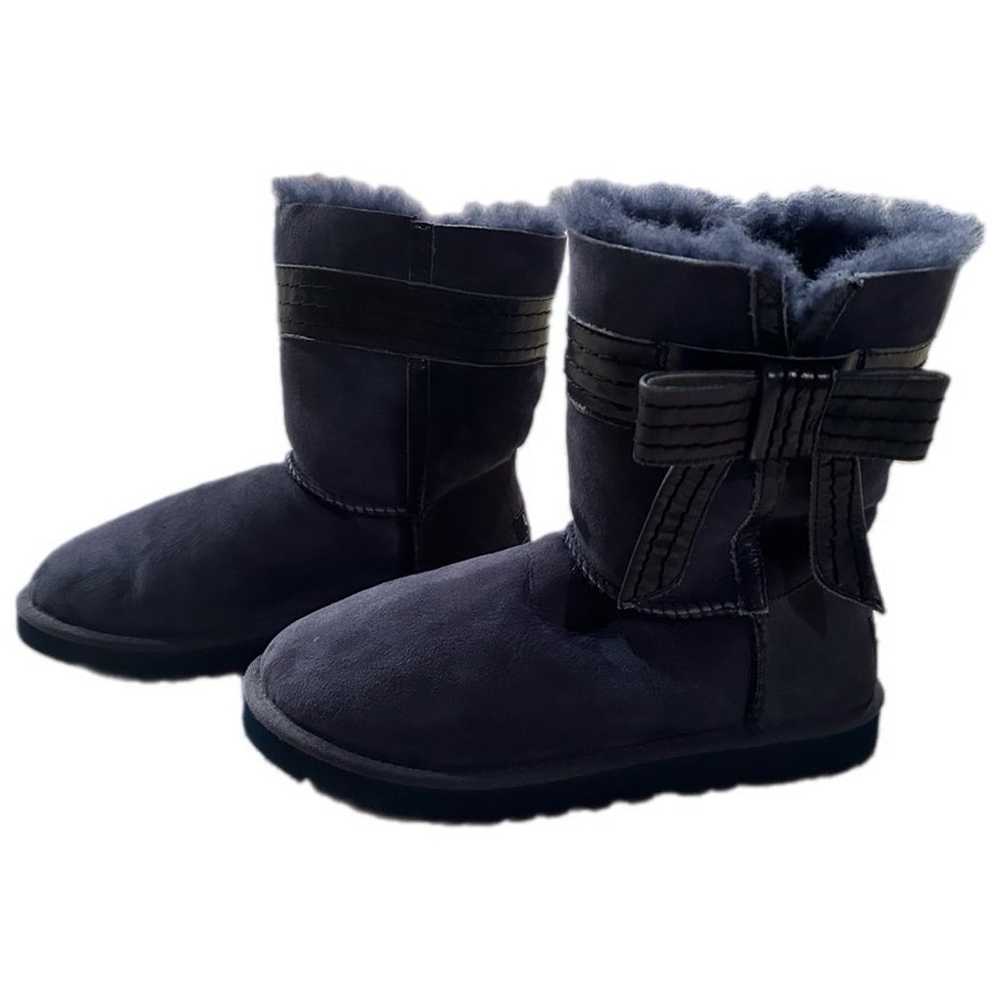 Women's UGG "Josette" Midnight Blue sz 7, leather… - image 3