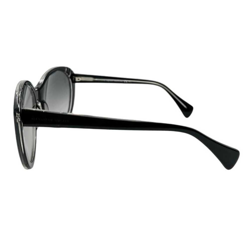 Alexander McQueen Oversized sunglasses - image 6