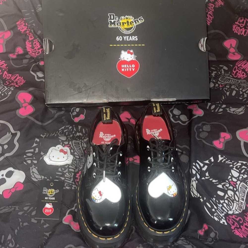 Hello Kitty doc martens - image 1