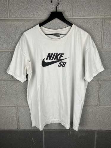 Nike × Tee × Vintage Vintage Y2K Nike SB Distresse