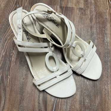 Vintage Life Stride white leather wedge heel sand… - image 1