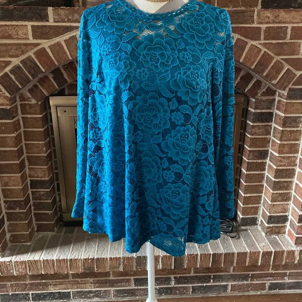 Woman's Isaac Mizrahi Lace Overl: Blouse Size Sma… - image 1