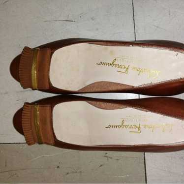 Ferragamo pumps size 5 - image 1