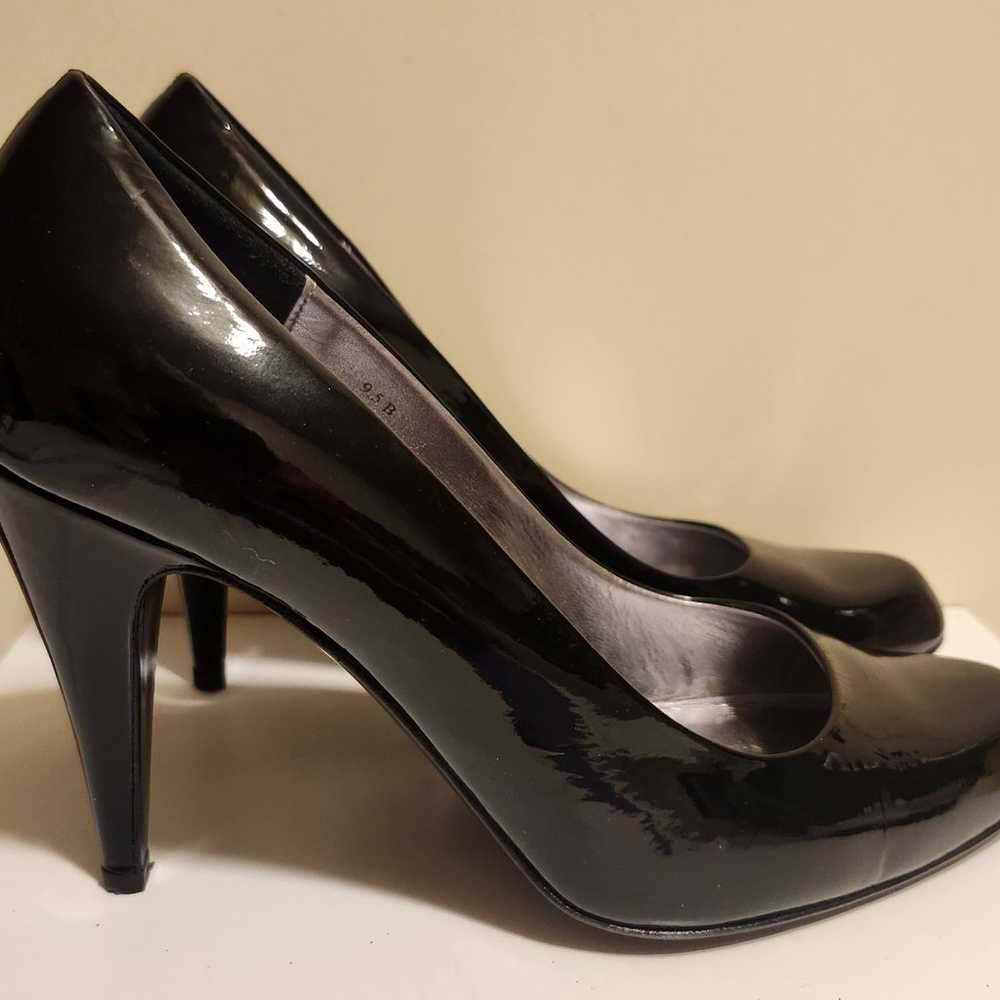 Coach Black Patent Leather Cone Heel Pumps sz.9.5… - image 2