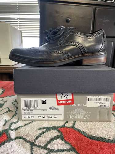 Bostonian Clarks Bostonian black wing tip shoe