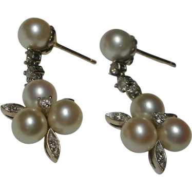 Post Back  Dangle 1960's Cultured Saltwater Pearl 