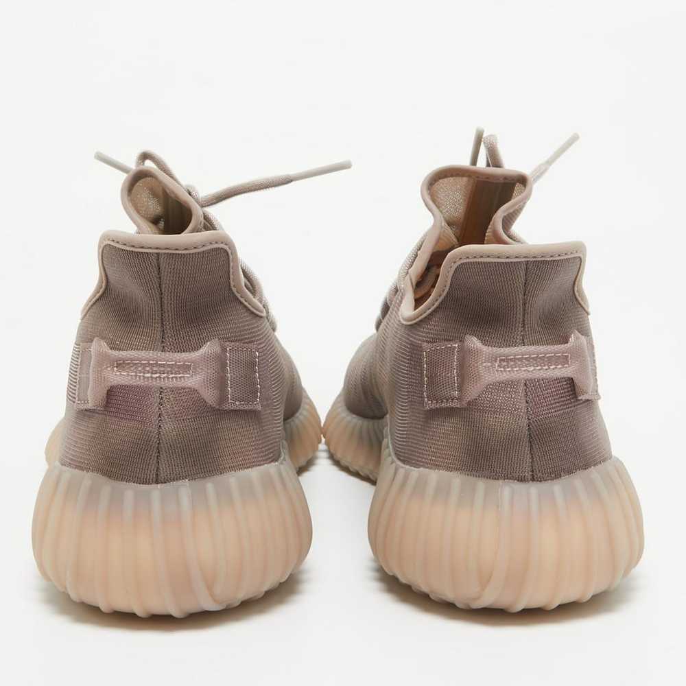 Yeezy x Adidas Trainers - image 4