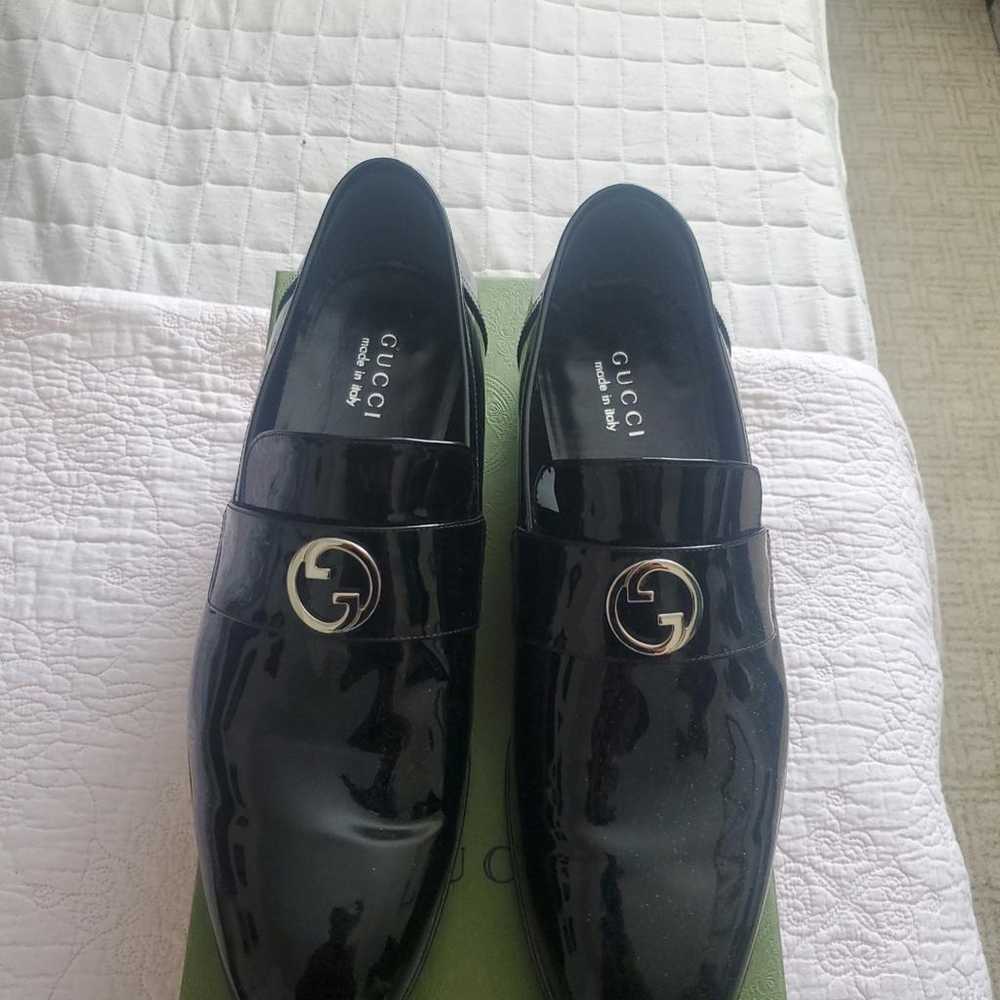 Gucci Brixton patent leather flats - image 2