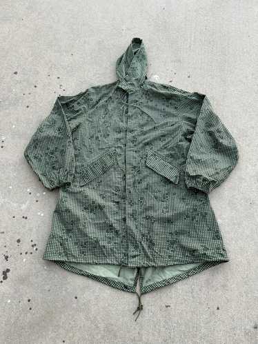 Military × Vintage 1980s Desert Night Camo Fishtai