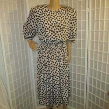 Lady Carol New York vintage polka dot mid length … - image 1