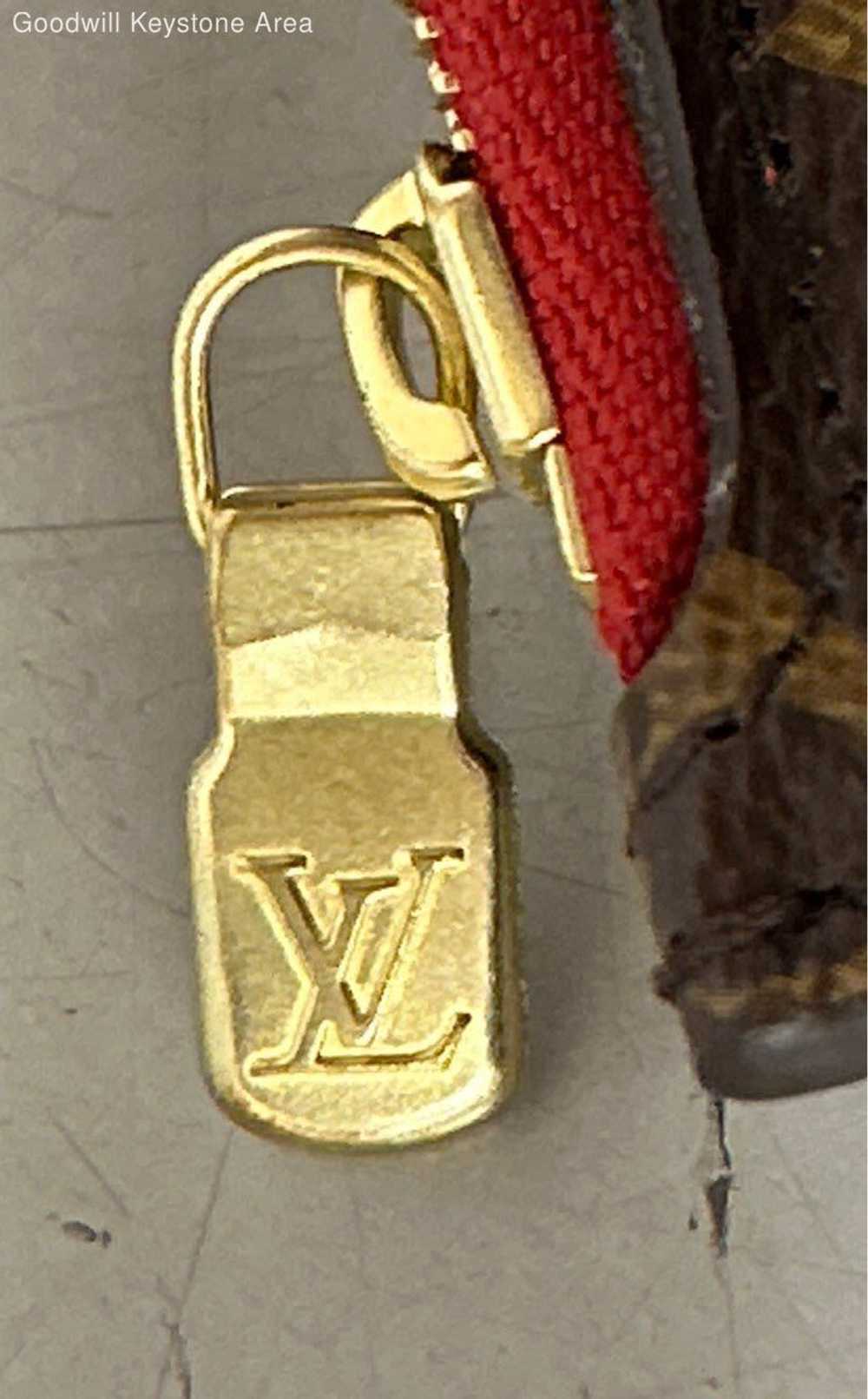 Louis Vuitton Pochette Clutch Wristlet - Certifie… - image 10