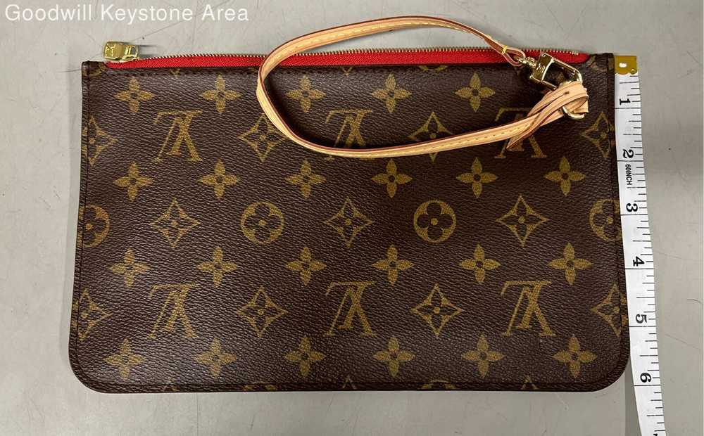 Louis Vuitton Pochette Clutch Wristlet - Certifie… - image 12