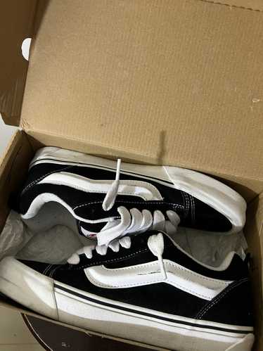 Streetwear × Vans Vans Knu Skool Black and White S