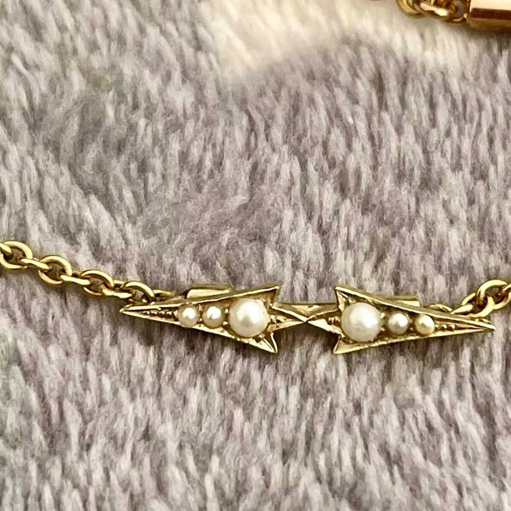 Antique yellow gold and seed pearl bracelet - image 2