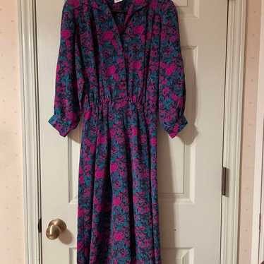 Vintage Unique Floral Long Sleeve Knee-Length Dres