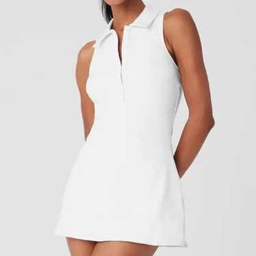 ALO Yoga Charmed Point Collar Sleeveless Tennis Dr