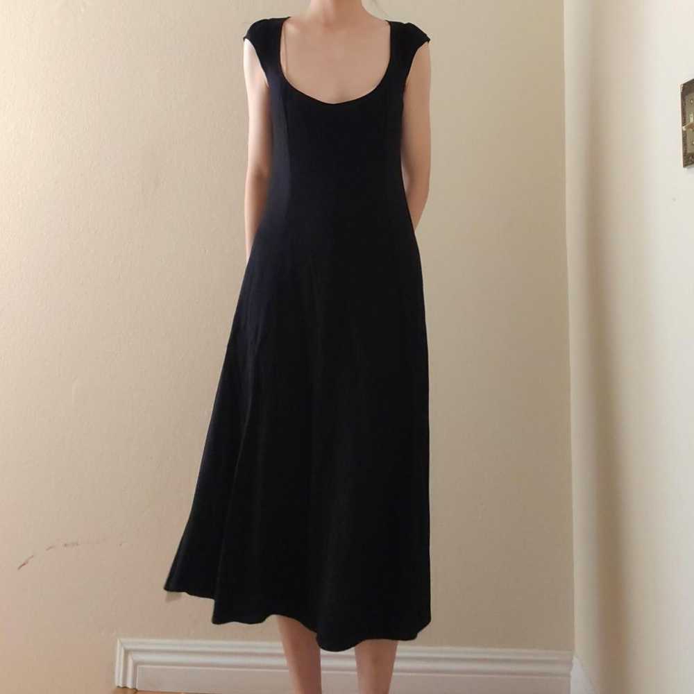 Reformation black scoop neck cap sleeve flowy mid… - image 3