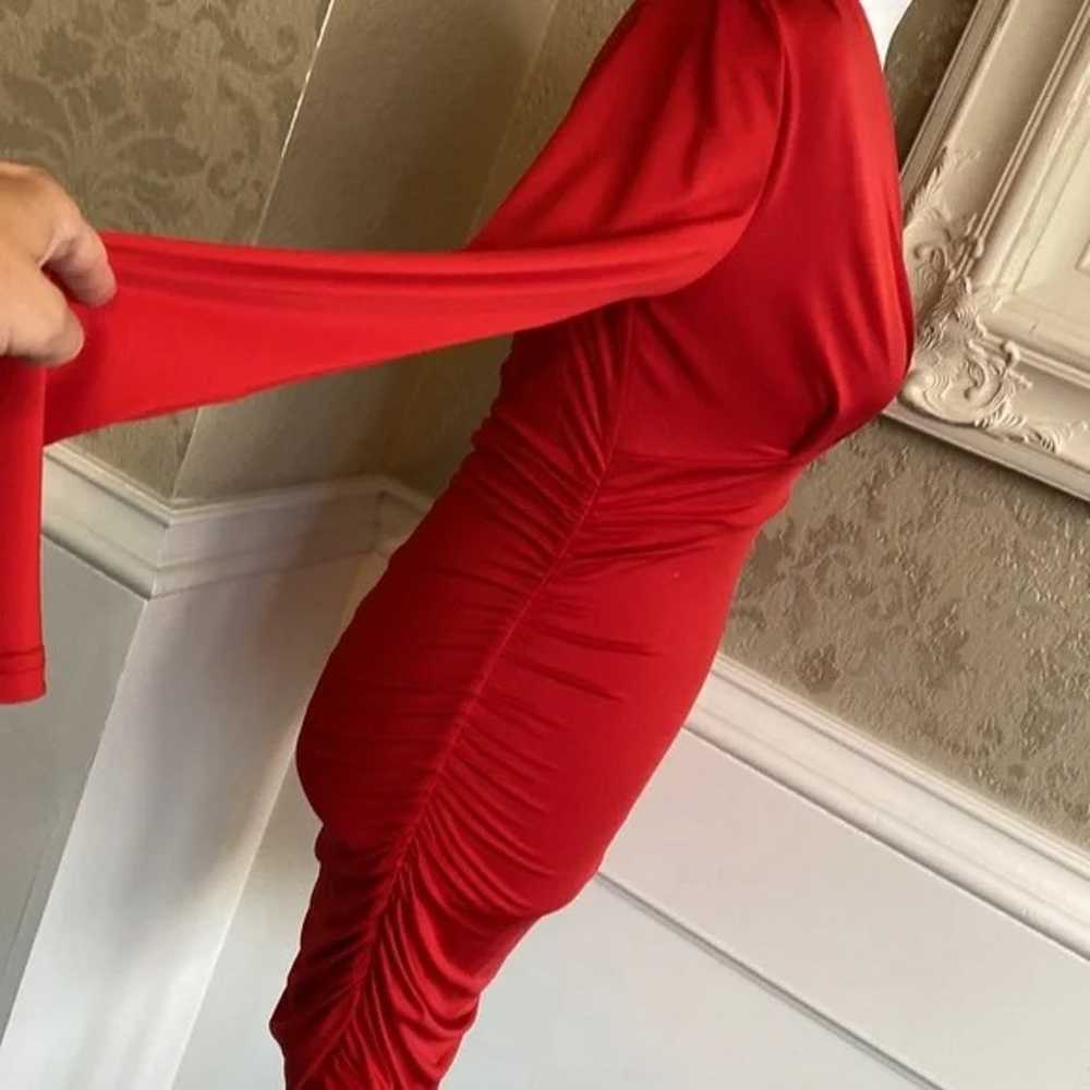 New red body con dress with side rushing! - image 3