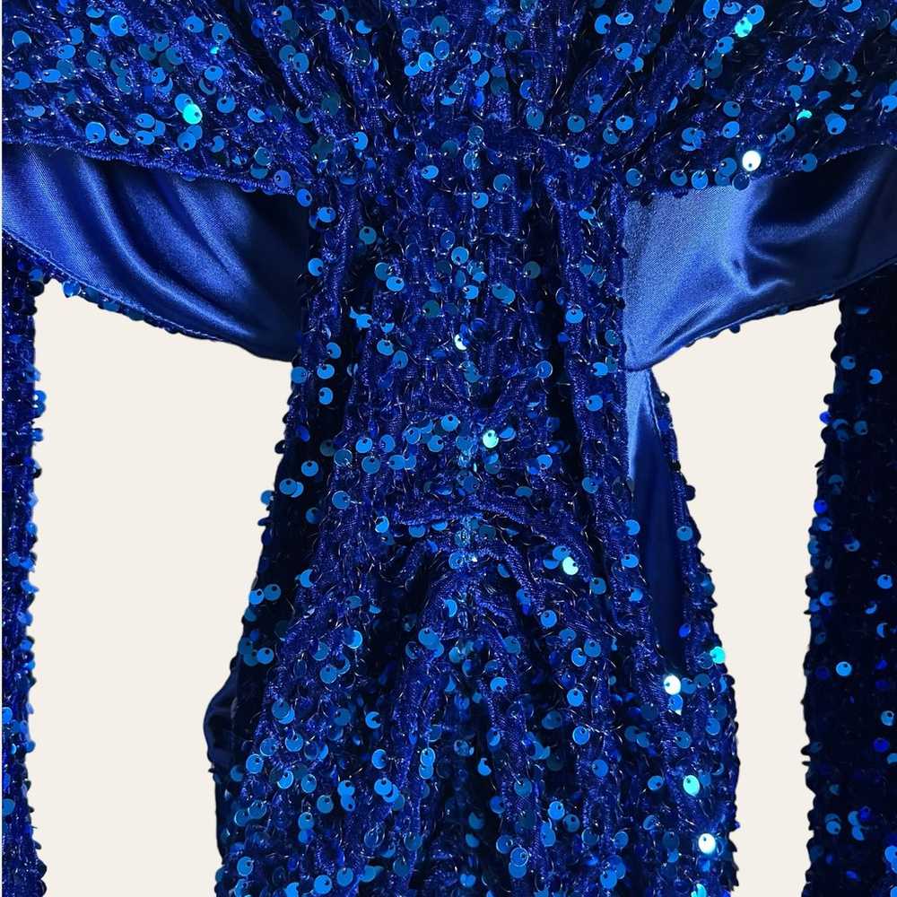 Line and Dot Valerie Blue Sequined V-Neck Cut Out… - image 11