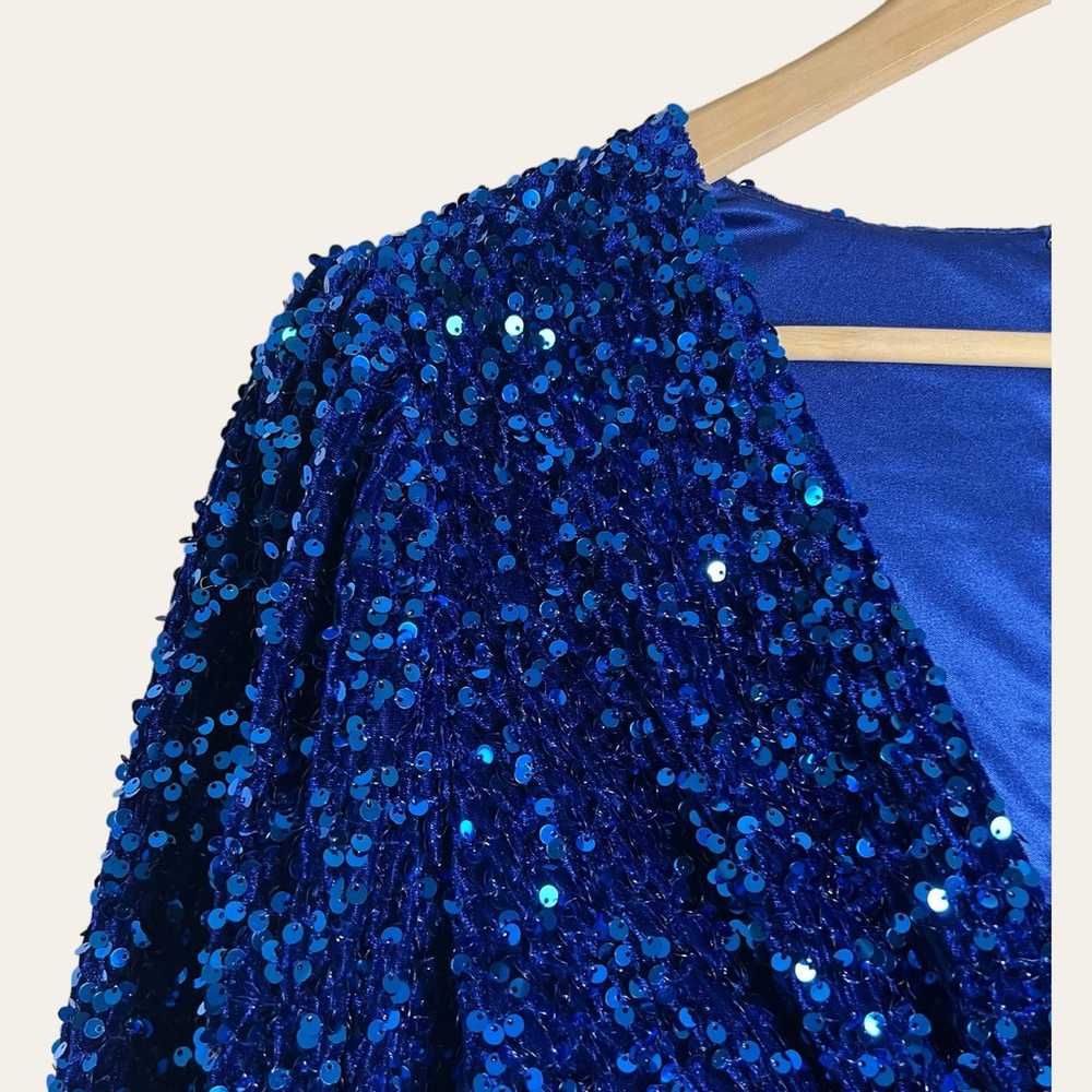 Line and Dot Valerie Blue Sequined V-Neck Cut Out… - image 8