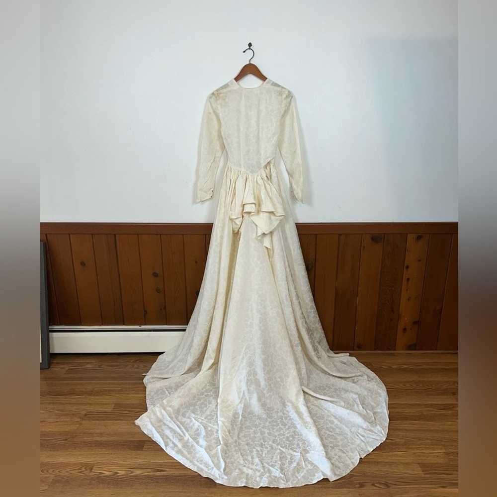 Stunning Vintage 1940s Damask Wedding Gown! - image 6