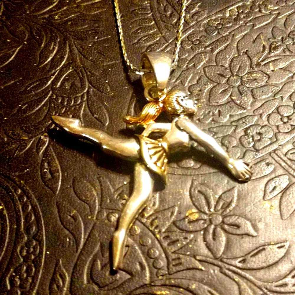 Beautiful silver Vtg ballerina necklace - image 1