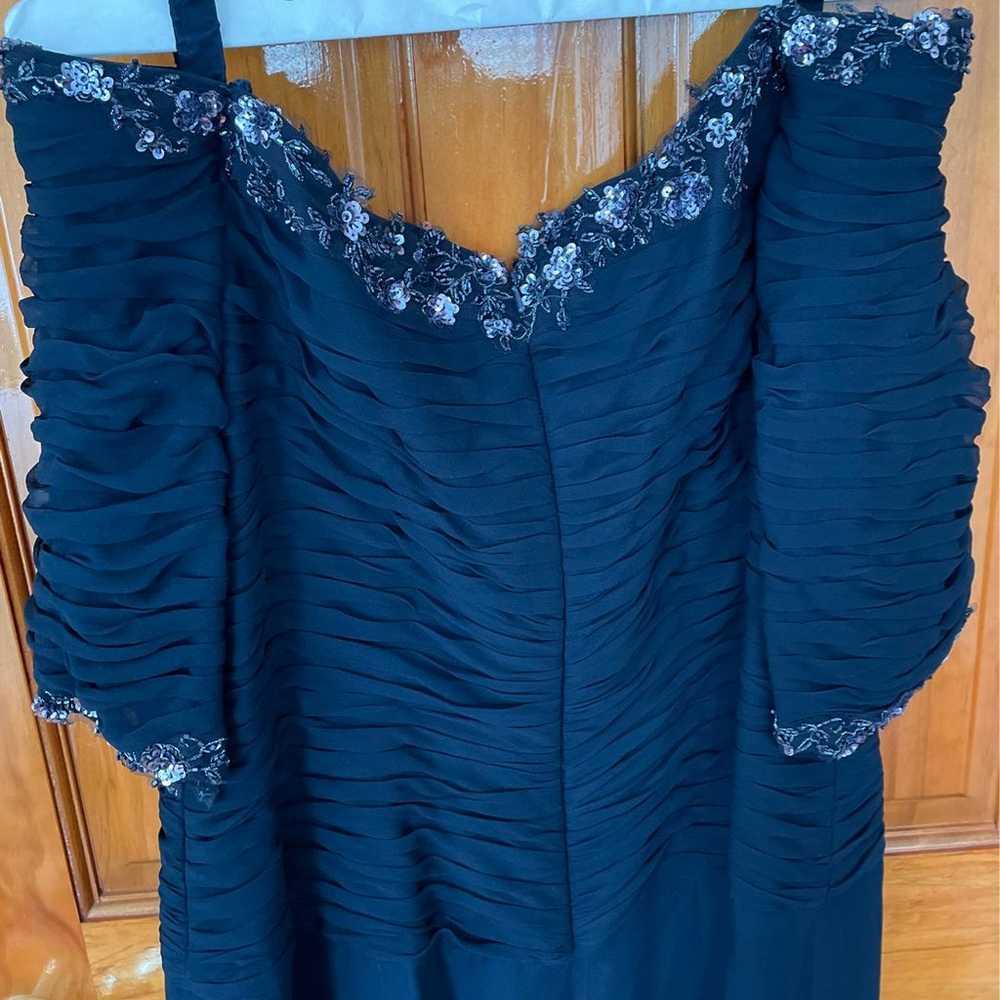 Navy Blue Off-the-Shoulder 3/4 Sleeve Gown - image 6