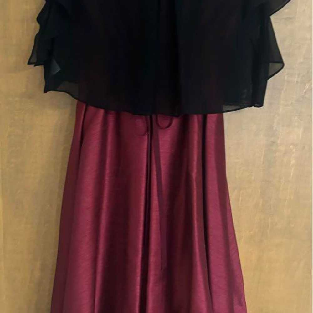 AIMER's party dress with a cape Wine red Red - image 3