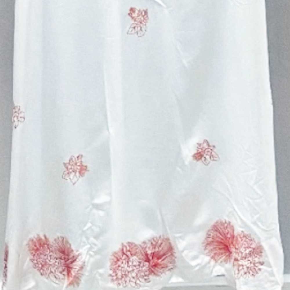 NWOT Kahulale'a Hawaii Embroidered Lehua Wrap Dre… - image 10