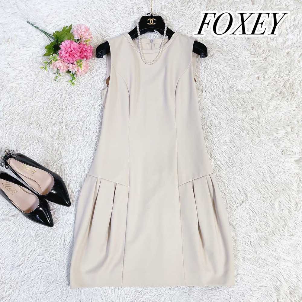 ✨Beautiful item✨ Foxy New York Sleeveless Dress F… - image 1