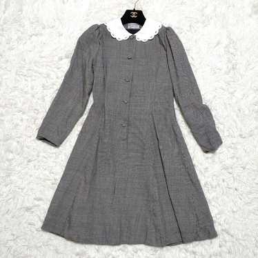 Burberry dress, long sleeves, wool, A-line with a 