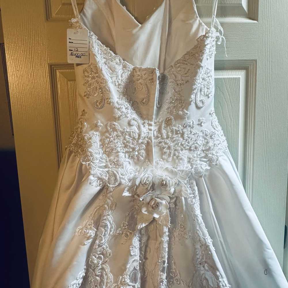 wedding dress size 12 - image 2