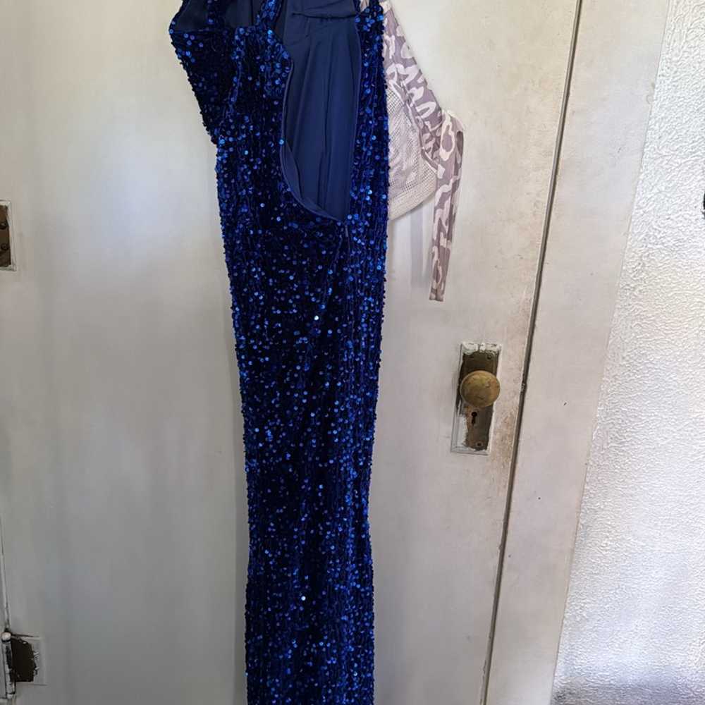 Size 4 homecoming prom dress - image 2