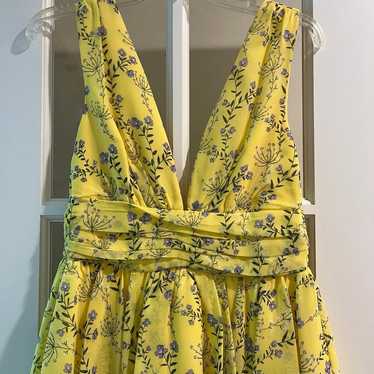 AQUA luxe yellow floral tiered maxi dress small