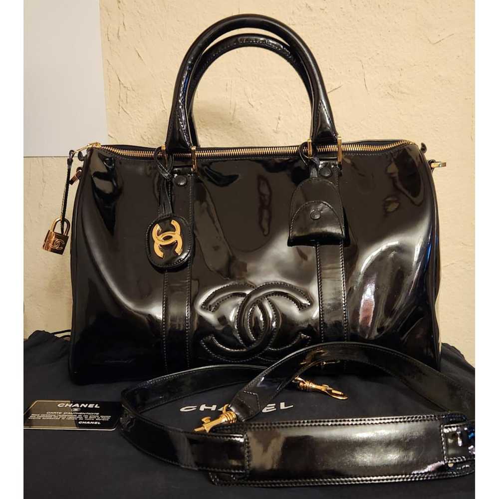 Chanel Patent leather handbag - image 2