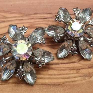 Vintage Clip On Earrings