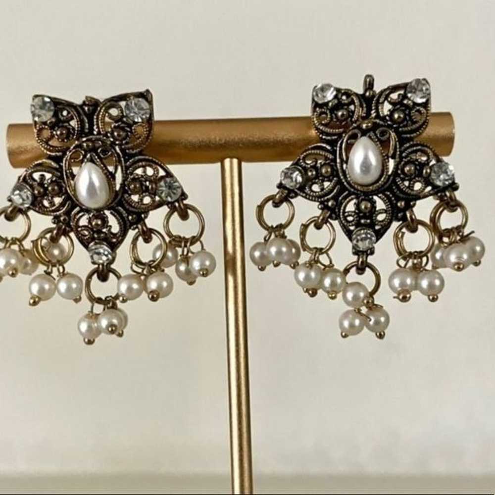 Vintage Pearl, rhinestone and gold tone post earr… - image 2