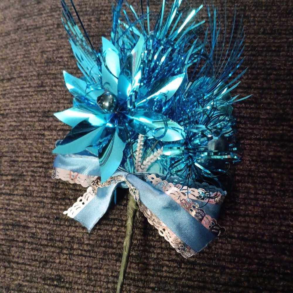 Vintage Christmas Corsage Pin. Mid Century. GORGE… - image 2