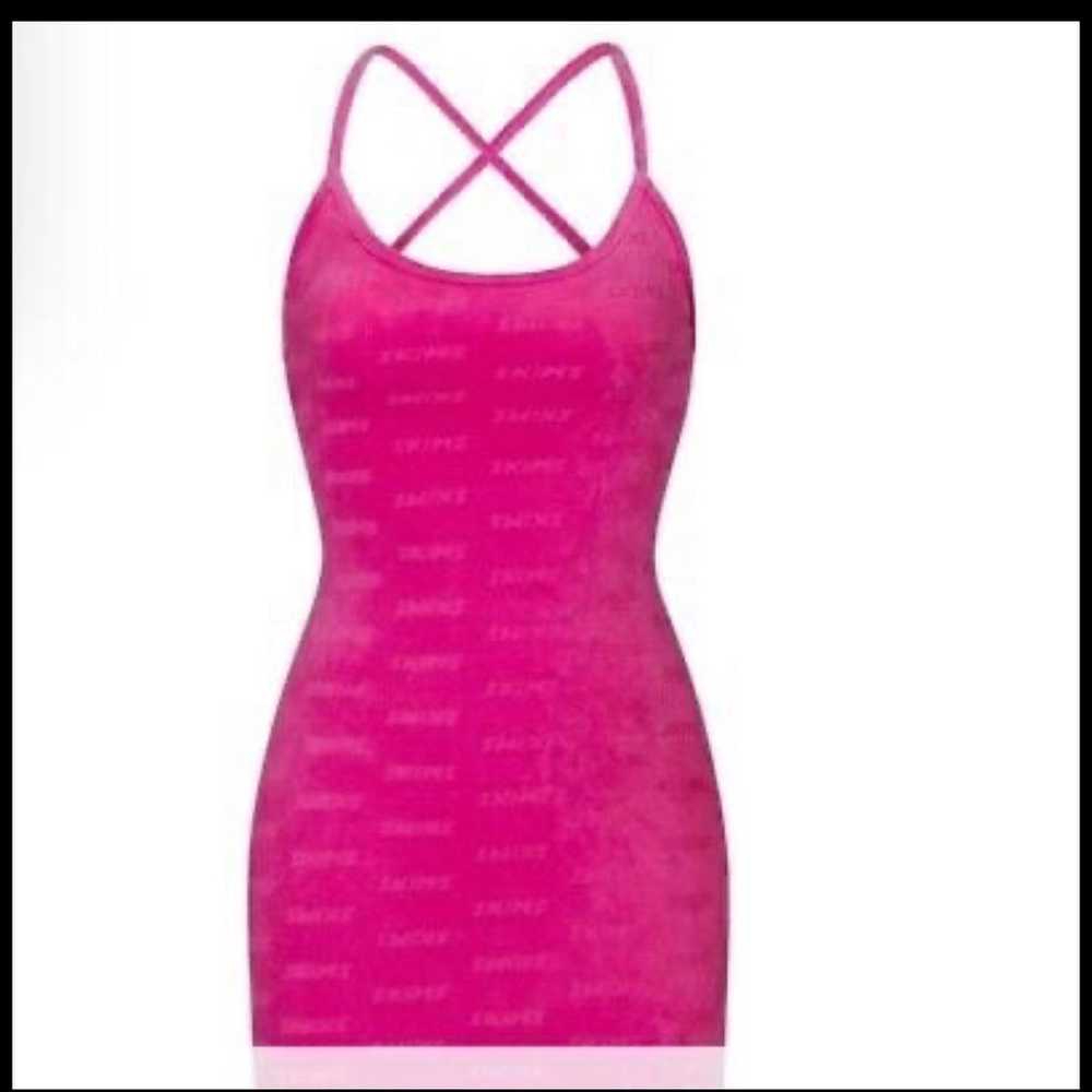 Skims velour dress hot pink size large - image 4