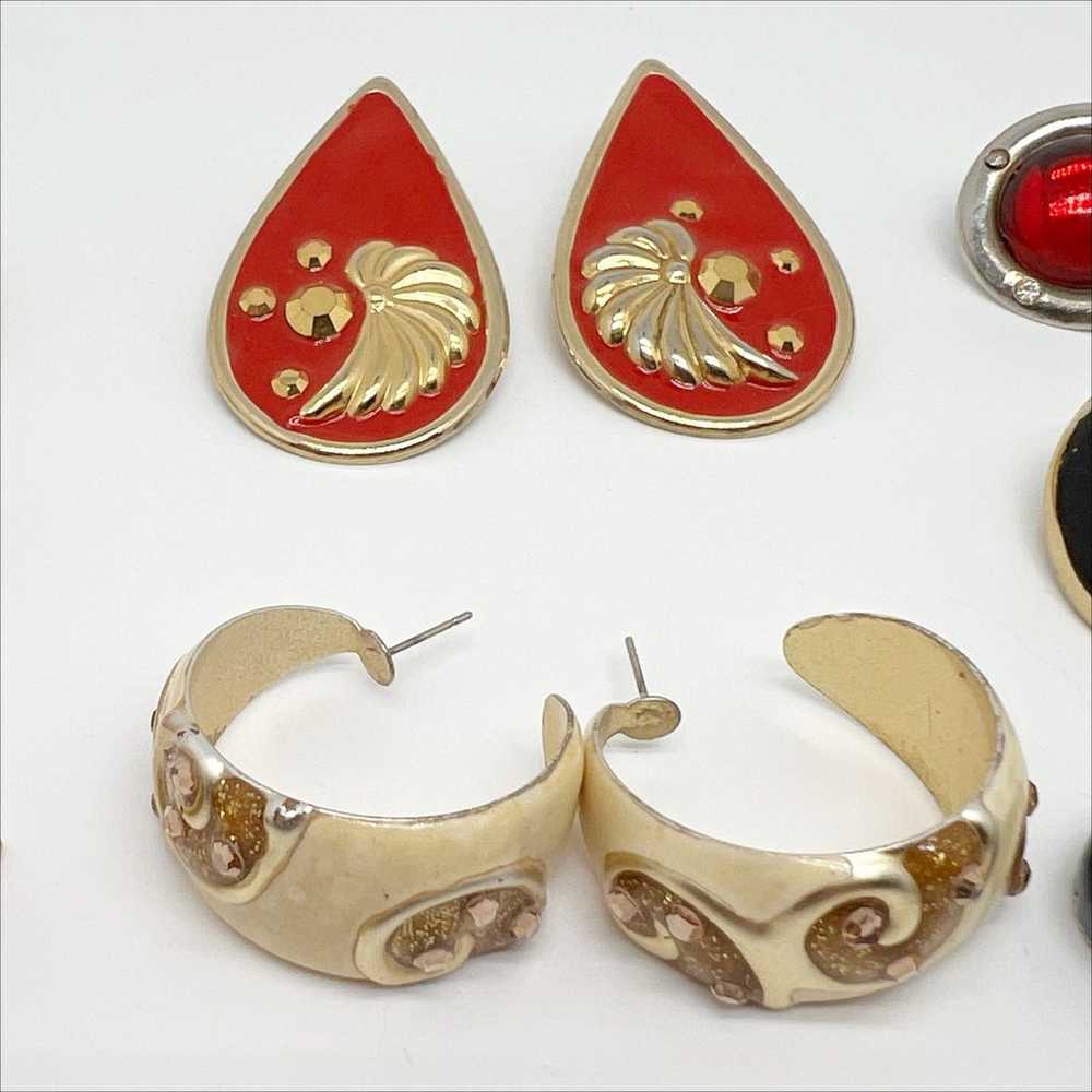 Lot of 8 Vintage Metal and Enamel Pierced Earring… - image 3