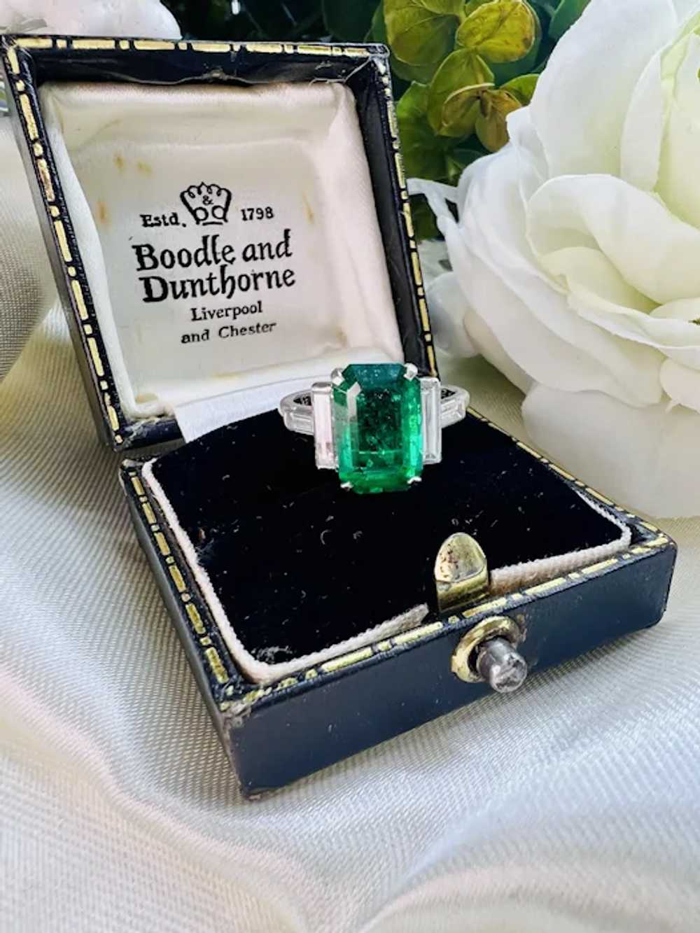 Art Deco Boodles 3.69 ctw GIA Emerald Diamond Ring - image 3