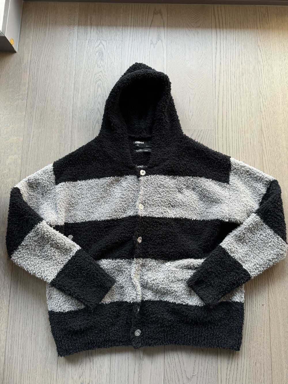 C2h4 C2h4 x mastermind Japan knitted hooded sweat… - image 2